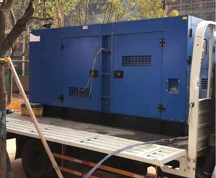 建始柴油发电机组空气滤清器多久更换一次？