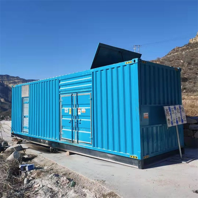 建始柴油发电机组过载运行时适当提高发电机转速有哪些注意事项？