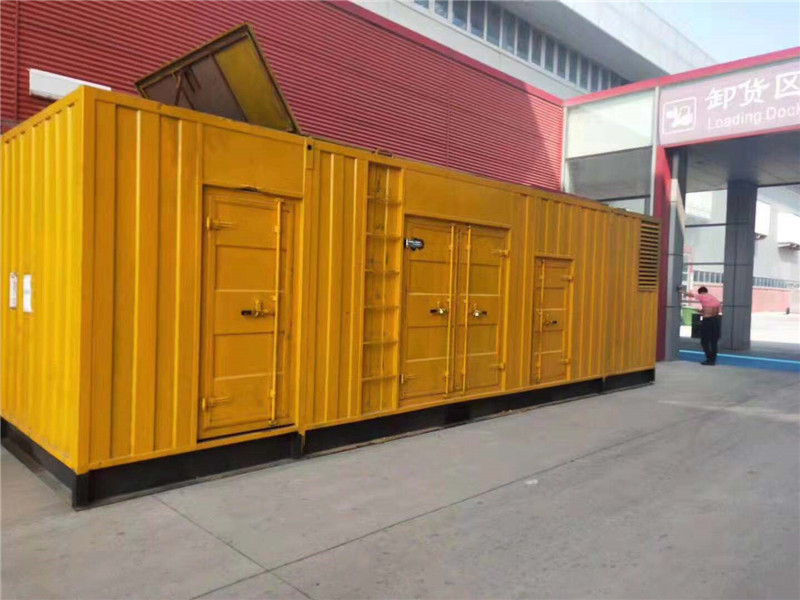 建始国内外发电机组租赁合同在明确设备维护责任方面有哪些不同做法？