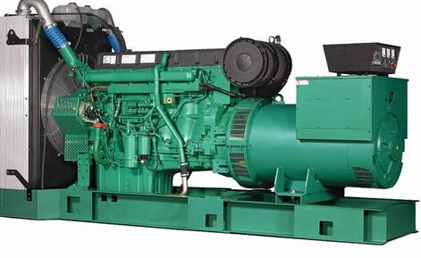 建始发电机除垢后需要用清水冲洗水冷式机油散热器几次？